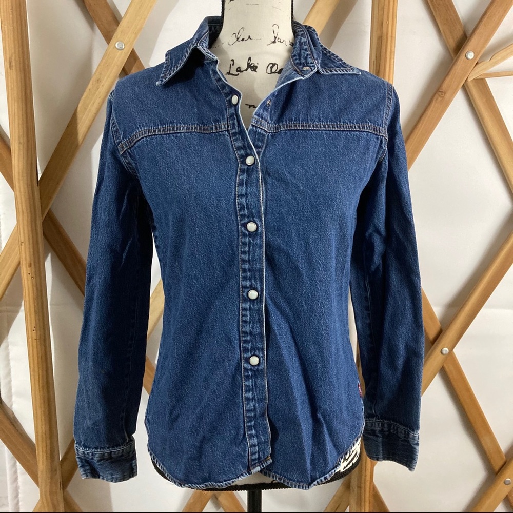 🔴 Levi’s Vintage Button Down Shirt